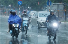 Mưa lớn ở Bắc Bộ và Thanh Hóa giảm dần từ ngày 25/7