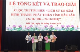 Trao giải Cuộc thi tìm hiểu Lịch sử 120 năm hình thành, phát triển tỉnh Đắk Lắk 