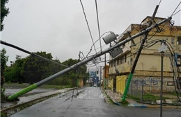 Hàng trăm nghìn người Puerto Rico thiếu điện, nước do bão Ernesto