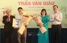 Trao Giải thưởng Trần Văn Giàu lần thứ XII