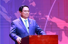 Thủ tướng 3 nước Việt Nam, Lào, Campuchia ăn sáng và làm việc với Hội đồng tư vấn Kinh doanh ASEAN
