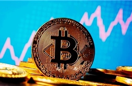 Bitcoin lần đầu vượt mốc 100.000 USD