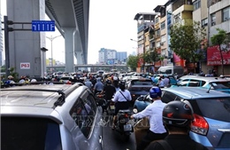 Giao thông Hà Nội ngày đầu tuần sau kỳ nghỉ lễ