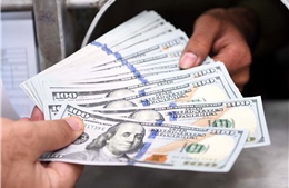 Áp lực bủa vây, đồng USD khó tránh khỏi đà suy yếu