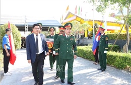 Truy điệu, an táng hài cốt liệt sỹ quân tình nguyện và chuyên gia Việt Nam hy sinh tại Lào