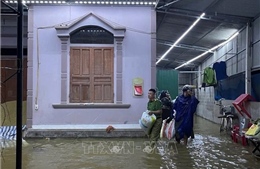 Hà Tĩnh mưa lớn khiến nhiều khu vực ngập sâu