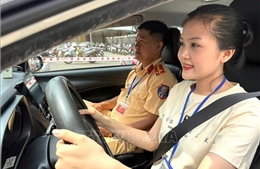 Công an Tây Ninh lần đầu tiên tổ chức thi sát hạch, cấp giấy phép lái xe