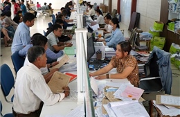 Không để thủ tục hành chính &#39;nghẽn&#39; trong giai đoạn chuyển tiếp chính quyền
