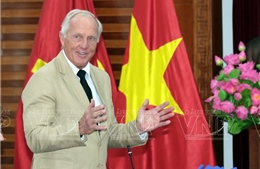 Huyền thoại golf Greg Norman làm Đại sứ Du lịch Việt Nam giai đoạn 2025 – 2030
