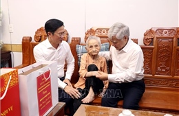 MTTQ Việt Nam tri ân các Mẹ Việt Nam Anh hùng và gia đình có công với cách mạng