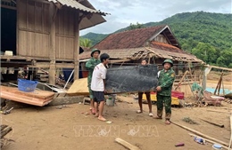 Hội Chữ thập đỏ Việt Nam cứu trợ khẩn cấp người dân vùng lũ tại tỉnh Nghệ An