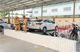 Phát hiện ô tô chở 6.500 bao thuốc lá nghi nhập lậu