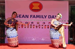 Nhịp sống ASEAN rộn ràng giữa lòng châu Âu