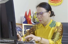 Người nối dài mạch chảy tiếng Việt nơi đất Lào