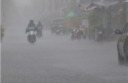 Cảnh báo mưa dông ở Hà Nội và cục bộ mưa lớn ở nhiều khu vực
