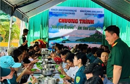 Bộ đội Đặc khu Côn Đảo gắn kết tình quân dân nơi đảo xa