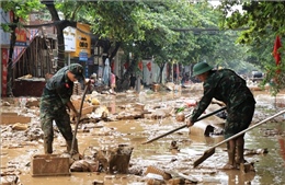Hà Nội và các địa phương khẩn trương khắc phục hậu quả bão số 10