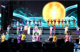 Lễ hội Ok om bok - &#39;Rực rỡ sông trăng, bừng sáng di sản&#39;