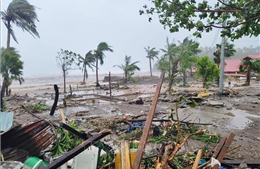 Trung Quốc kích hoạt ứng phó khẩn cấp khi siêu bão Fung-wong đi vào Biển Đông 