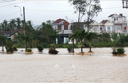 Đắk Lắk mưa lớn gây ngập lụt trên diện rộng, chia cắt nhiều khu vực dân cư