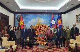 Chúc mừng 50 năm Quốc khánh nước Cộng hòa Dân chủ Nhân dân Lào