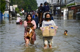 Mưa lũ làm ít nhất 10 người tử vong tại Indonesia