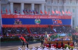 Kỷ niệm trọng thể 50 năm Quốc khánh nước Cộng hòa Dân chủ Nhân dân Lào
