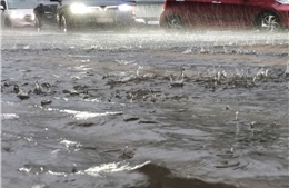 Dự báo Huế và Nam Trung Bộ cục bộ có nơi mưa to trên 200 mm