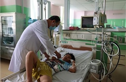 Chưa ghi nhận ca biến chứng nặng vụ nghi ngộ độc do ăn bánh mì 