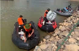 Tìm thấy thi thể cháu bé bị đuối nước trên sông Sê Pôn