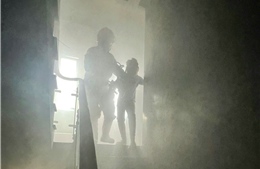 Quảng Ninh giải cứu kịp thời 3 người mắc kẹt trong đám cháy nhà dân