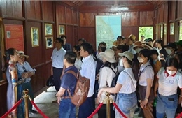 Mùa Xuân mới trên vùng chiến khu cách mạng