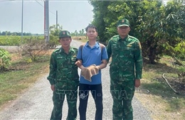 Liên tiếp bắt giữ các đối tượng nhập cảnh trái phép