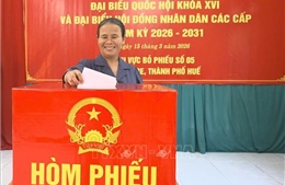 Cử tri Huế tham gia bầu cử tích cực, trách nhiệm​