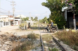 Tăng cường tuần tra, xử lý vi phạm an toàn giao thông đường sắt