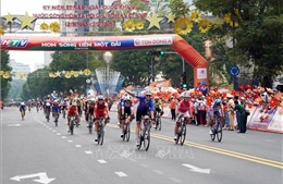 Xe đạp Thành phố Hồ Chí Minh đoạt 'cú ăn 3' Cúp Truyền hình