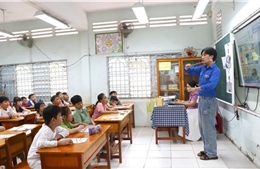 Chuẩn hóa đầu ra, xây dựng môi trường học tập bằng tiếng Anh