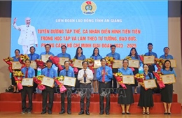Lan tỏa phong trào học tập và làm theo Bác trong công nhân, lao động