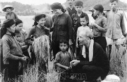 Chủ tịch Hồ Chí Minh: Từ khát vọng cứu nước đến giải phóng dân tộc, giải phóng con người