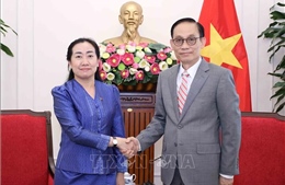Việt Nam luôn ưu tiên thúc đẩy quan hệ đoàn kết, gắn bó, hữu nghị với Campuchia