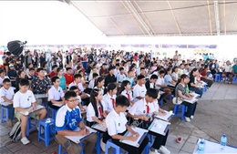Khi tiếng Anh xuống phố