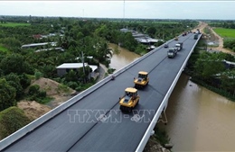 Đồng Tháp gấp rút thi công cao tốc Cao Lãnh - An Hữu