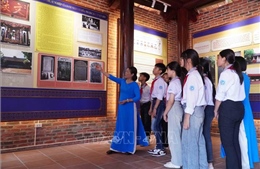 Khai mạc Triển lãm 'Di sản của Danh nhân văn hóa Lê Quý Đôn'
