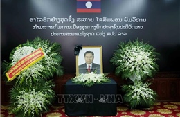 Lãnh đạo Đảng, Nhà nước Việt Nam viếng Chủ tịch Quốc hội Lào Xaysomphone Phomvihane