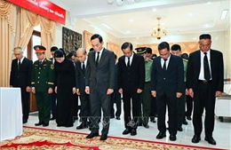 Lãnh đạo Thành phố Hồ Chí Minh viếng đồng chí Xaysomphone Phomvihane