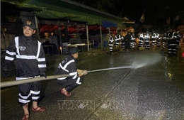 Lực lượng vũ trang xuyên đêm giúp dân khắc phục hậu quả mưa lũ tại Lạng Sơn