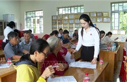 Đưa thủ tục cấp Giấy chứng nhận quyền sử dụng đất đến tận khu dân cư
