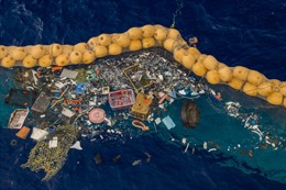 Hệ thống gom rác thải trên đại dương &#39;Ocean Cleanup&#39;