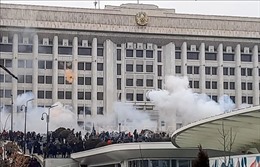Tại sao Kazakhstan ổn định bậc nhất hậu Xô Viết lại chìm trong biểu tình bạo lực?