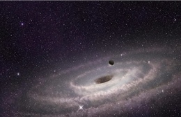 Phát hiện một hố đen mới bất thường trong vũ trụ